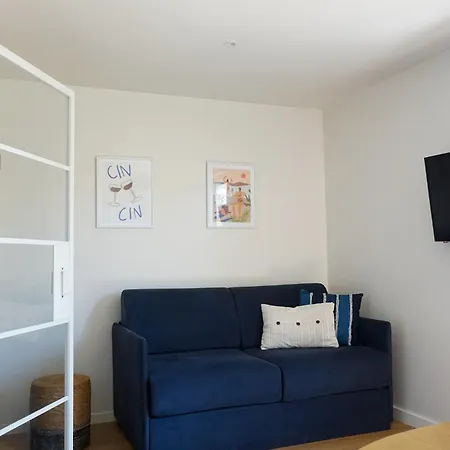 Le Soleil Bleu Hyerois Apartament *